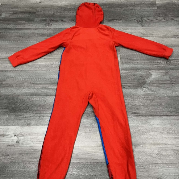 Marvel Red and Blue Superhero Costume for Kids - Picture 4 of 4